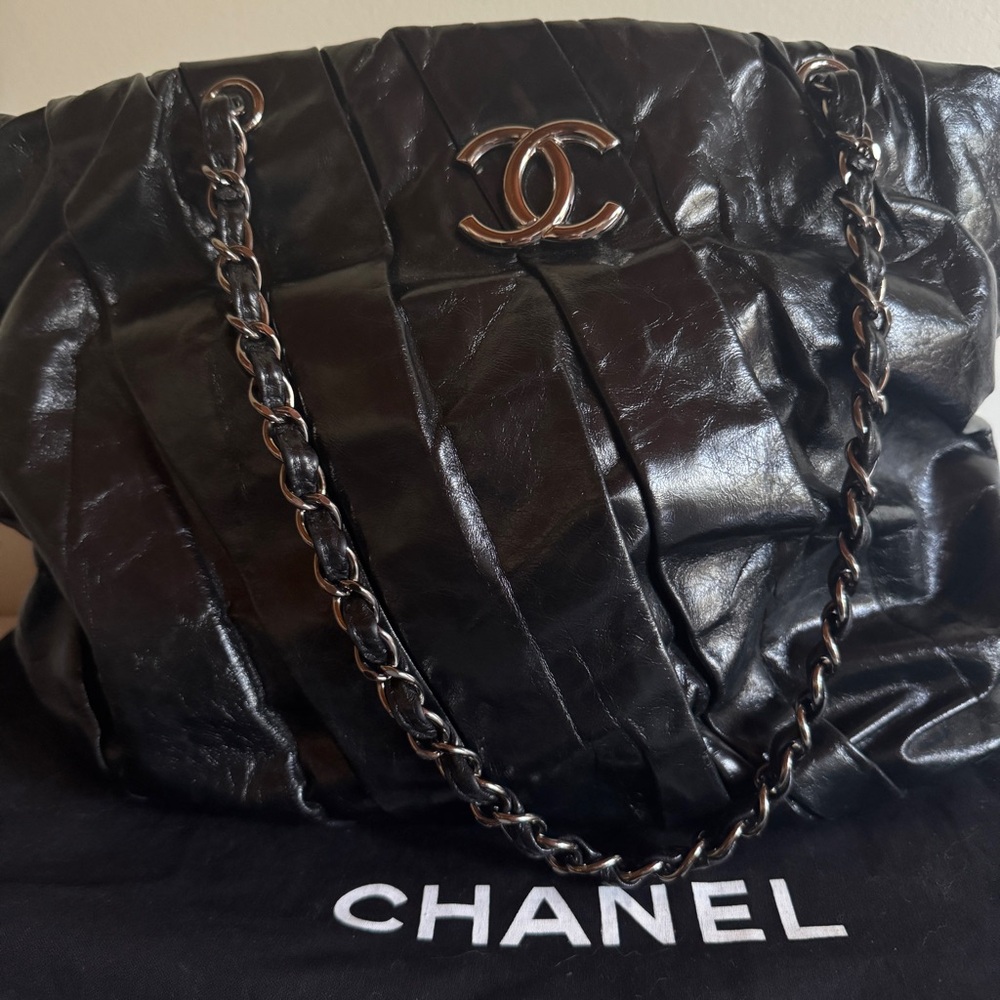 Chanel CC Glazed Twisted Tote/ Shoulder Bag - Picture 5 of 13